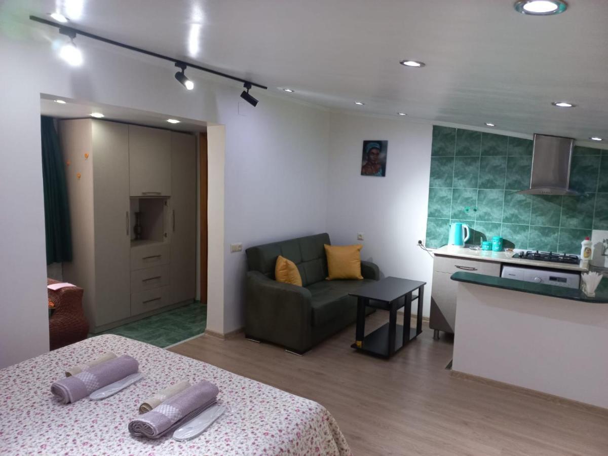 Batumi Apartment With Terrace Buitenkant foto